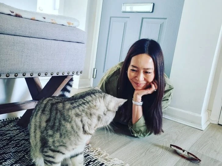 เจีย สฤญรัตน์ โทมัส